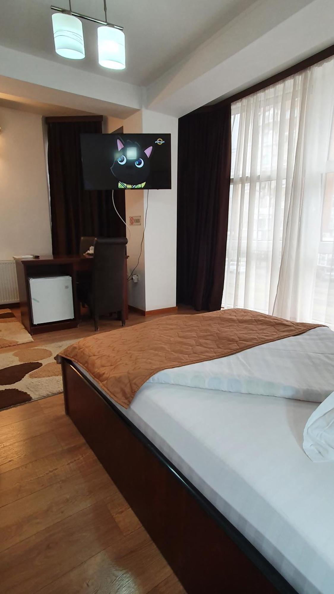 Pensiunea Select Arad Exterior photo